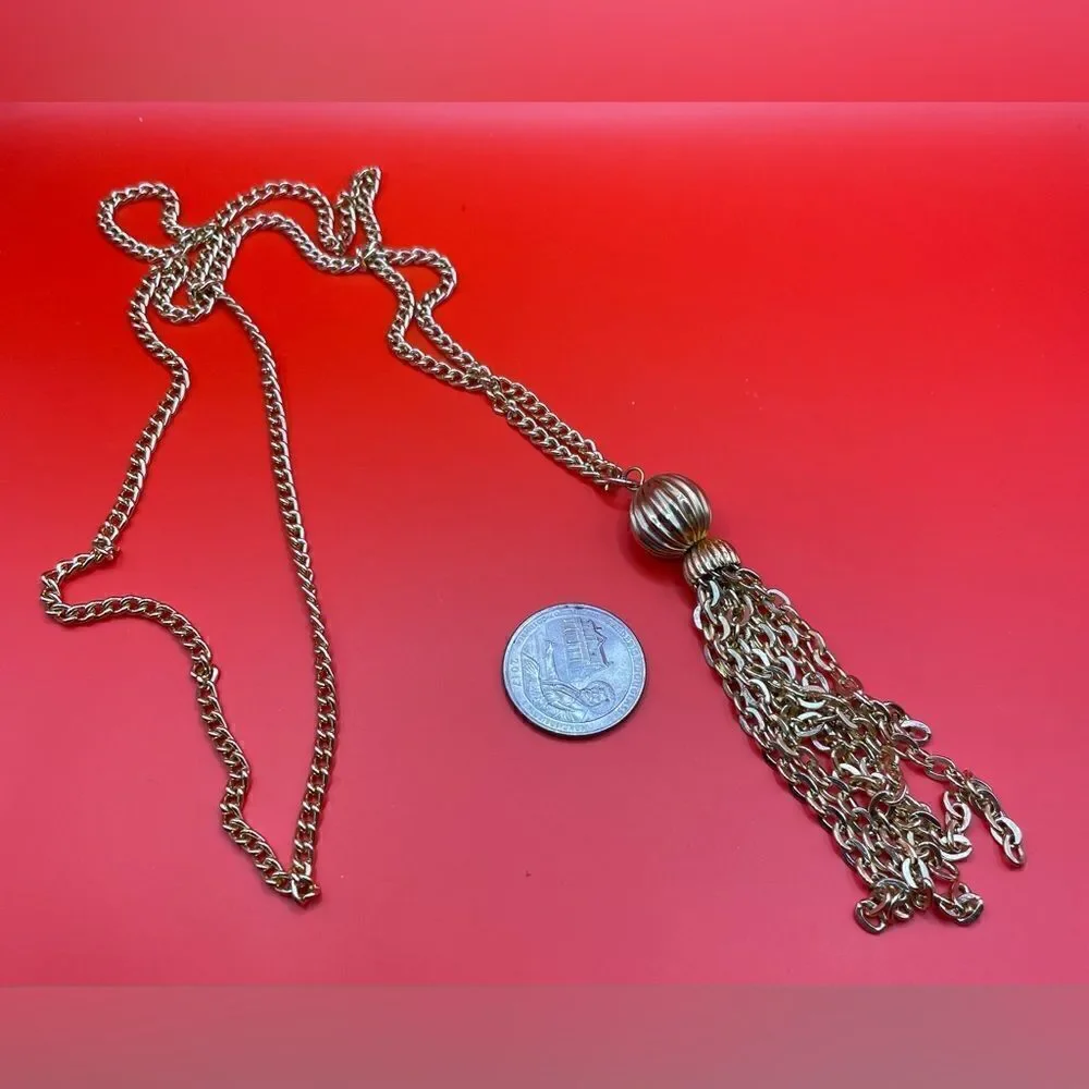 🔥❤️🔥 32” Vintage Polished Gold Tone Chain Tassel Pendant & Chain Necklac…